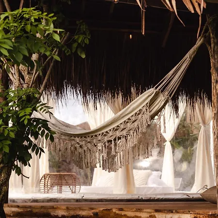 Bubble Siargao Hotel General Luna  Exterior photo